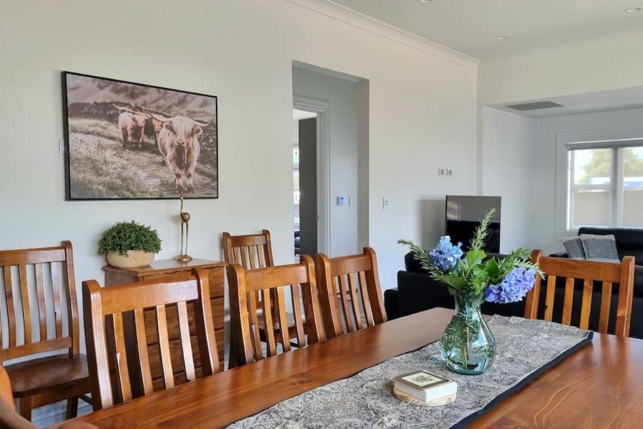 Central Auckland 5-Bedroom Villa With Free Parking ภายนอก รูปภาพ