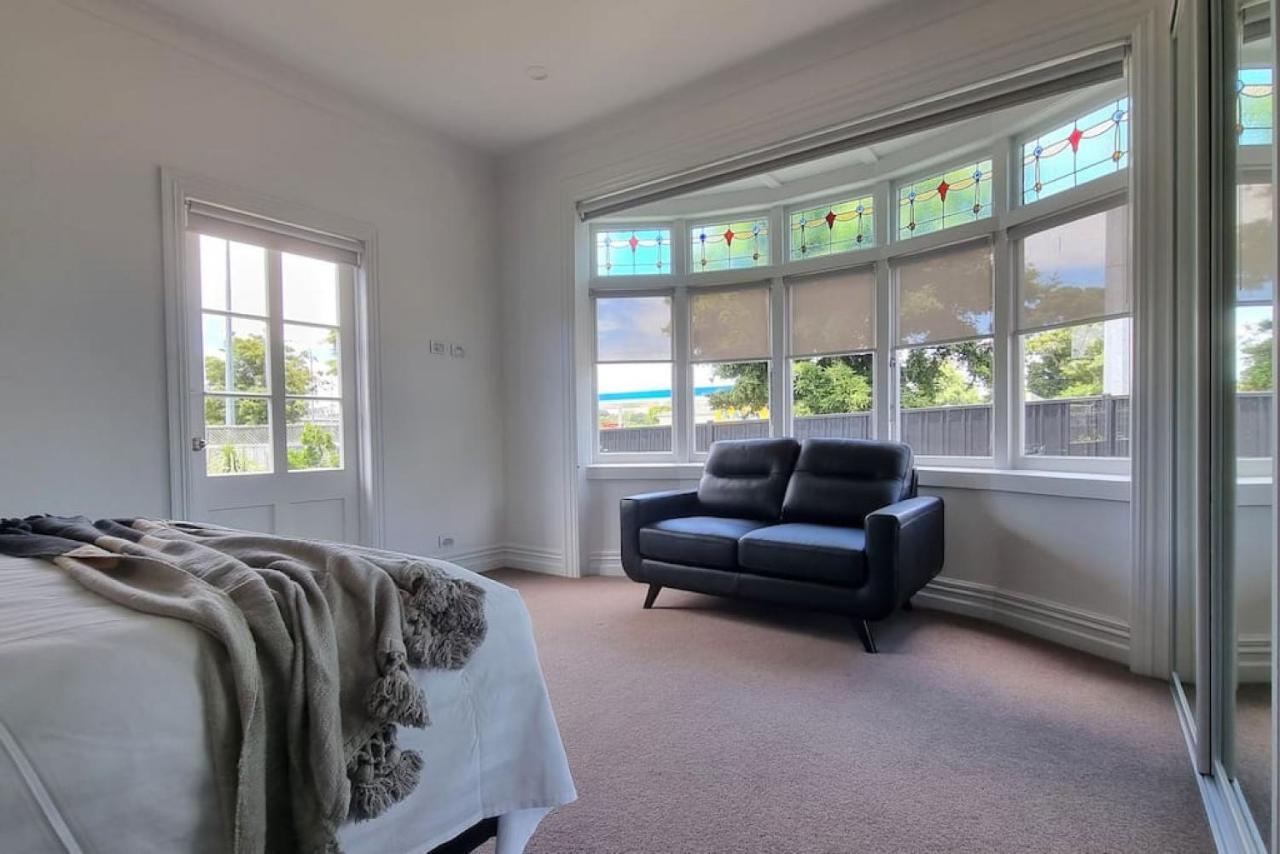 Central Auckland 5-Bedroom Villa With Free Parking ภายนอก รูปภาพ