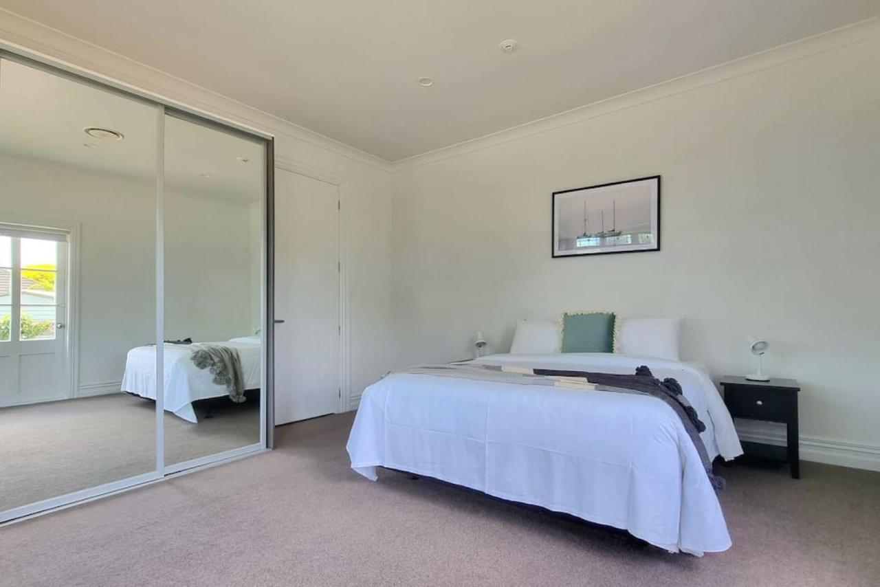 Central Auckland 5-Bedroom Villa With Free Parking ภายนอก รูปภาพ